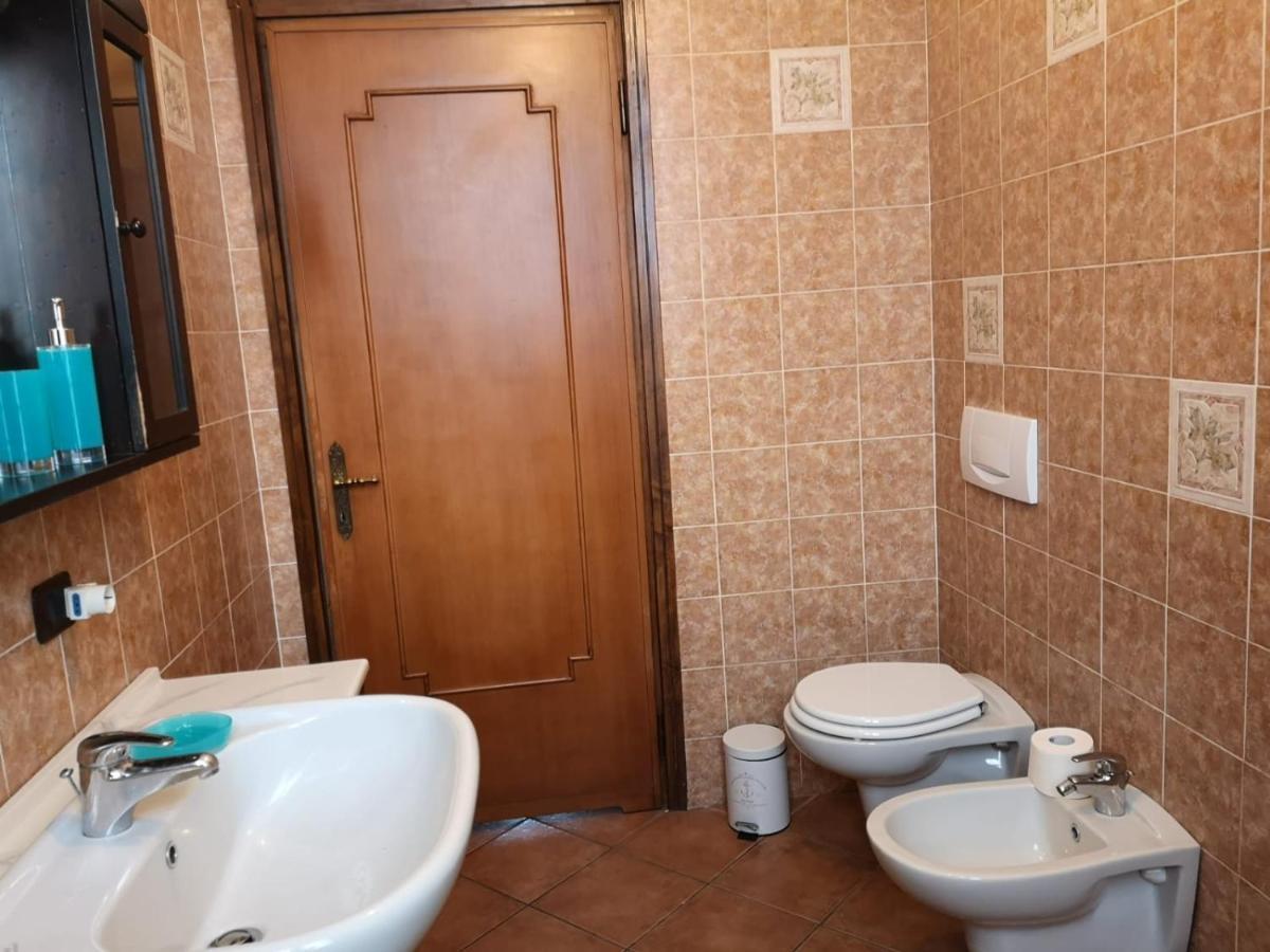 Appartamento Le Due Rocche Arona Exterior foto