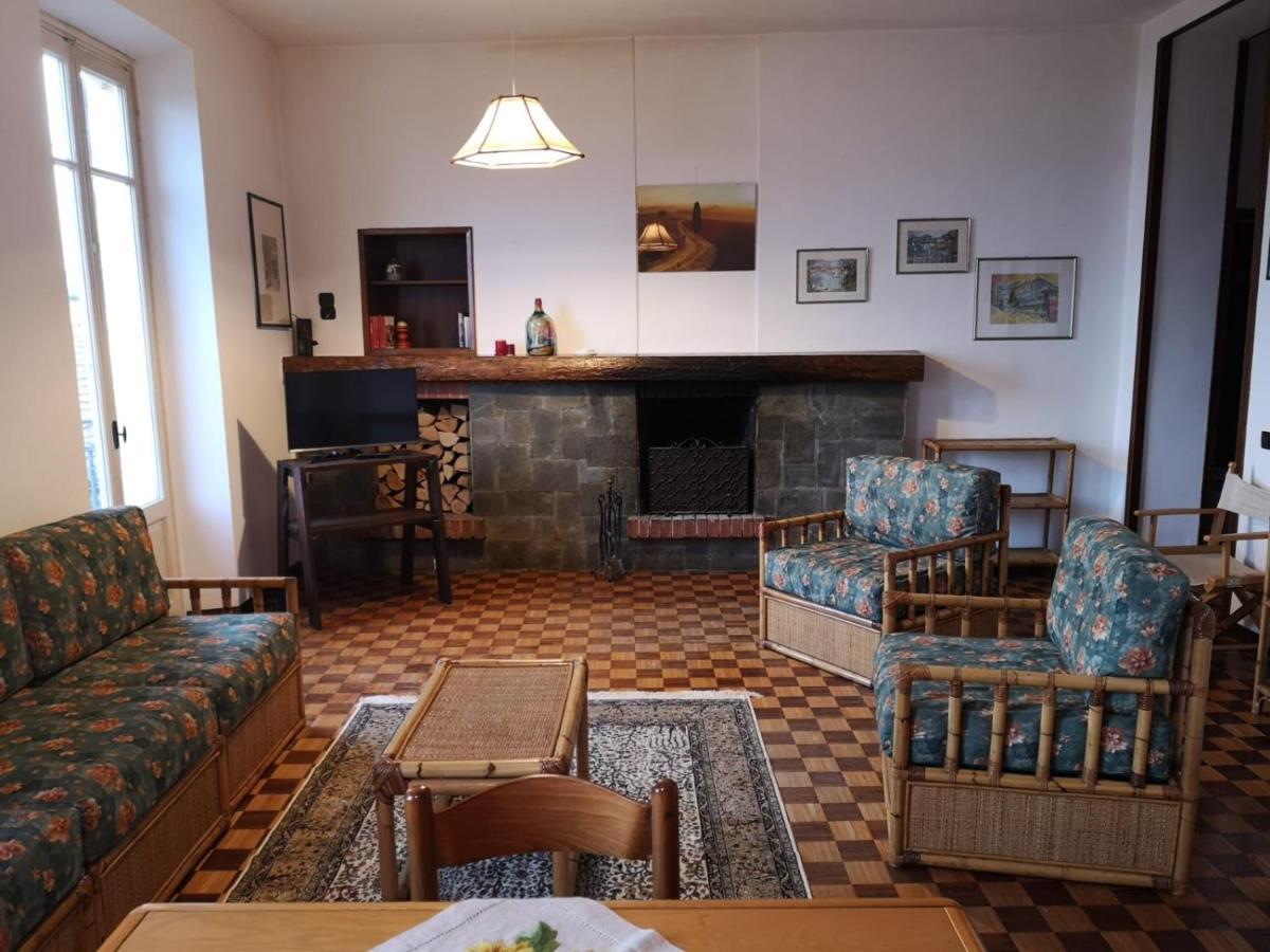 Appartamento Le Due Rocche Arona Exterior foto